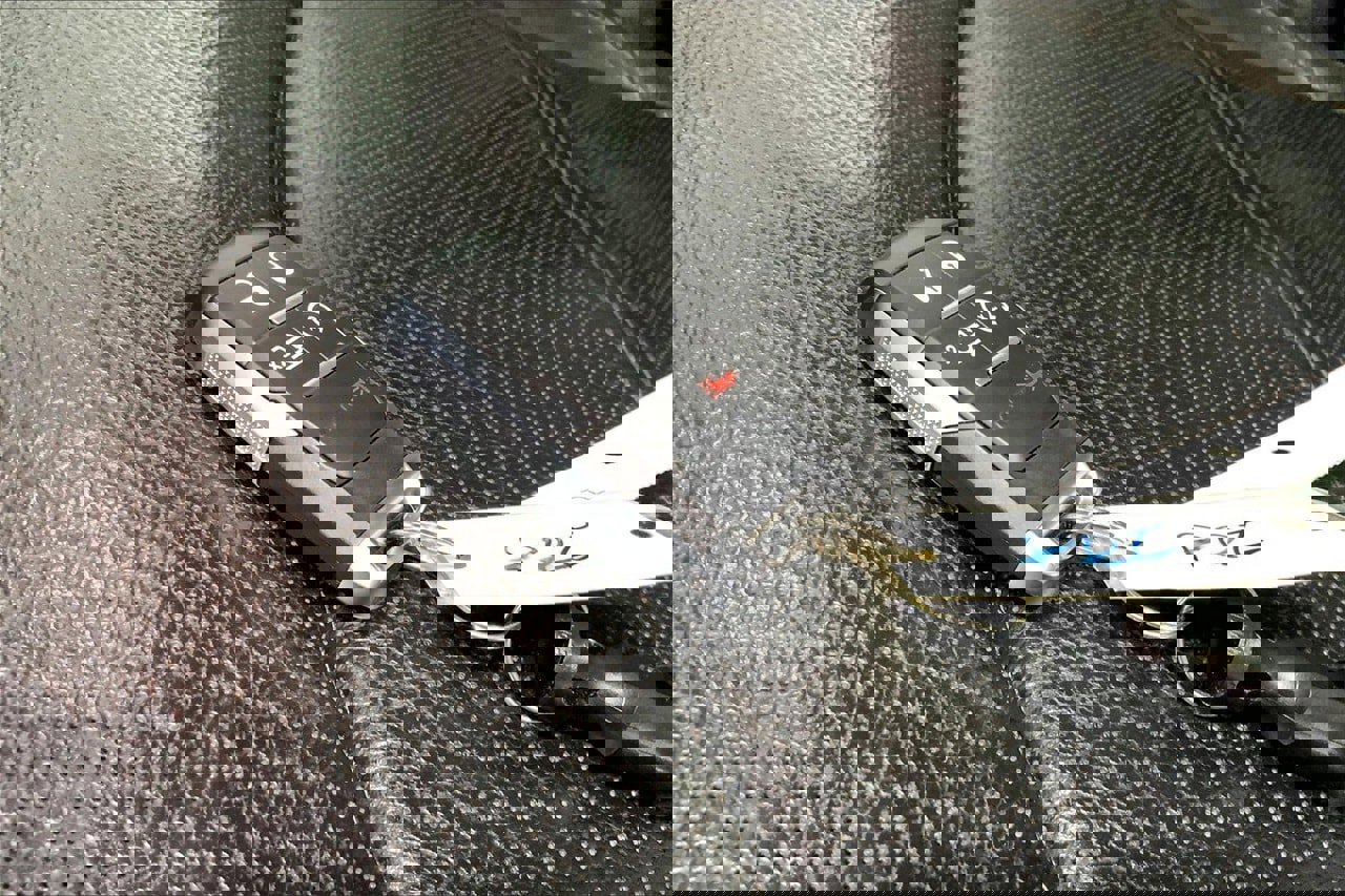 Used 2022 RAM 3500 Laramie image 19