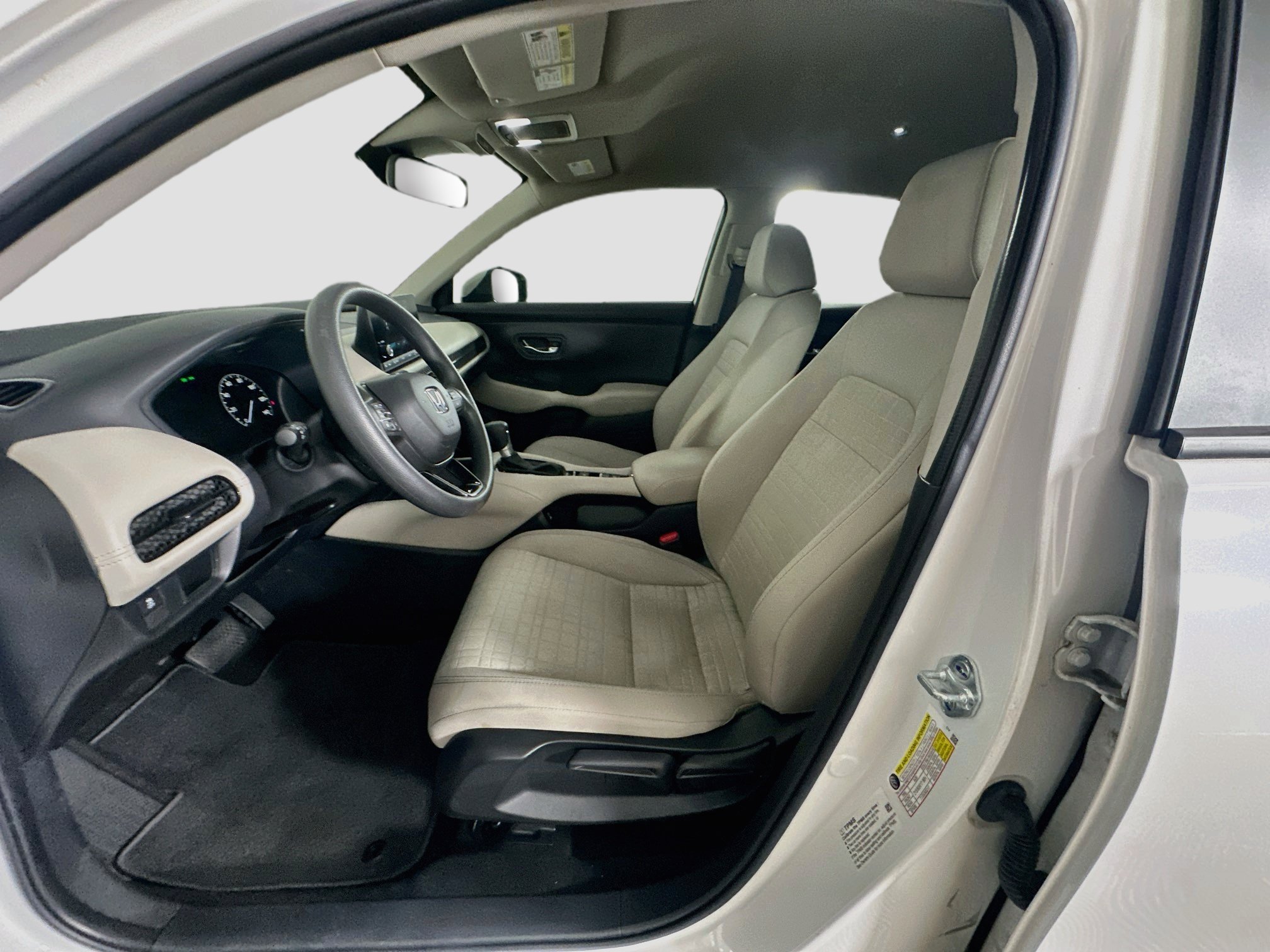 Used 2025 Honda HR-V LX image 13