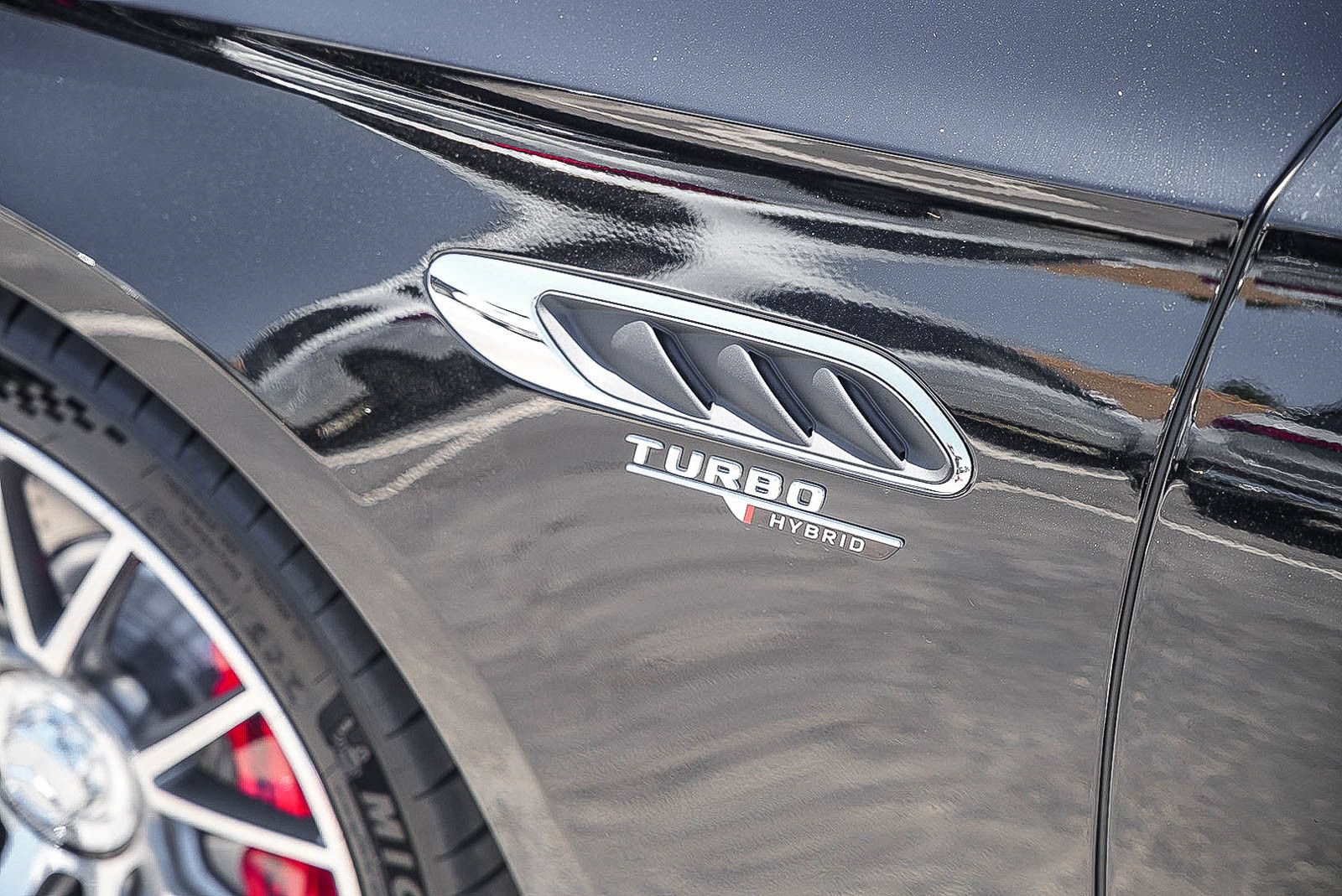 New 2026 Mercedes-Benz E 53 AMG e 4MATIC Sedan image 13