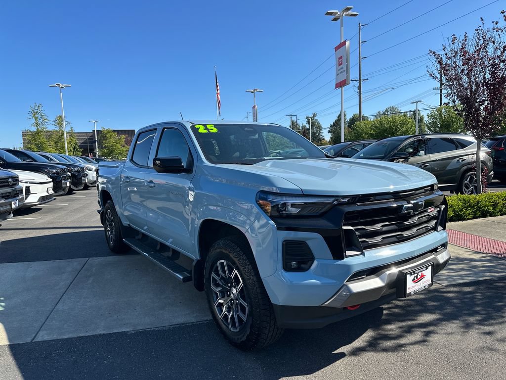 Used 2025 Chevrolet Colorado Z71 w/ Z71 Convenience Package 2 AWD/4WD image 7