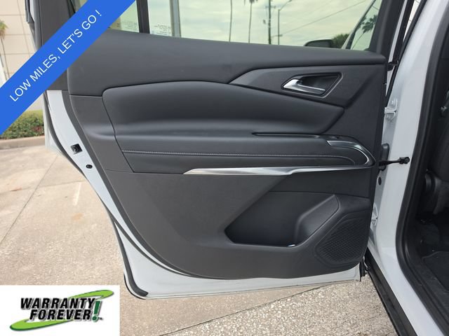 Used 2024 Chevrolet Traverse LS w/ Midnight/Sport Edition FWD image 14