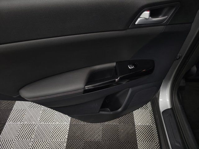 Used 2021 Kia Sportage EX FWD image 13