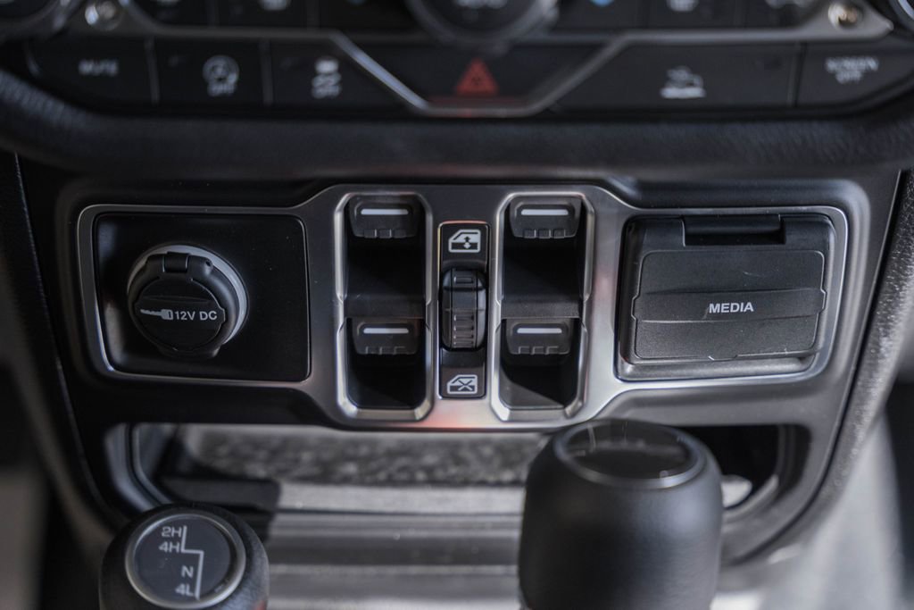 New 2026 Jeep Gladiator Sport image 26