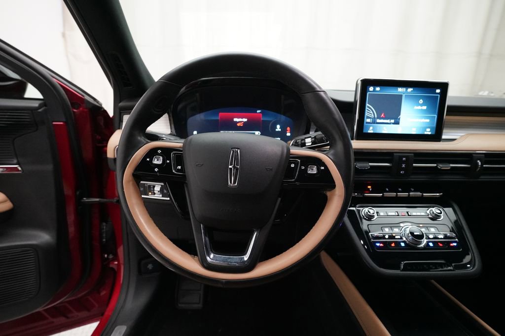 Used 2022 Lincoln Corsair Reserve w/ Elements Package image 4
