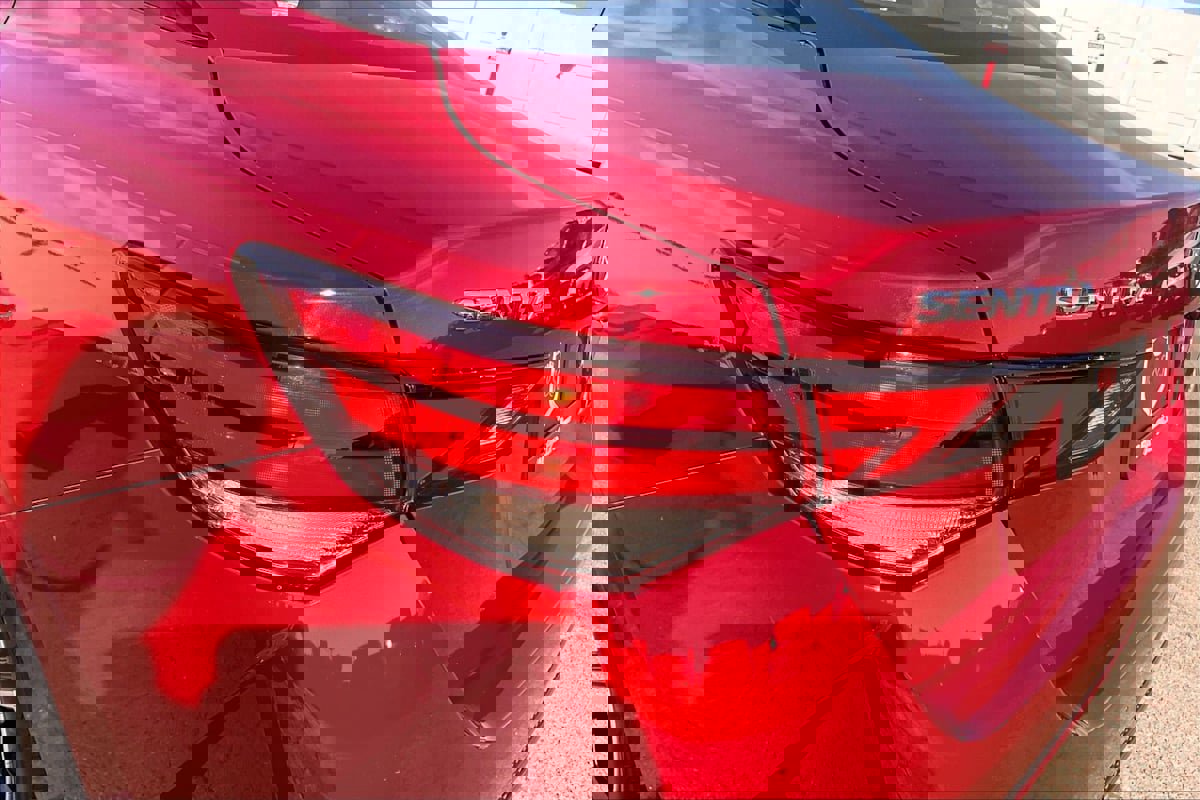 Used 2024 Nissan Sentra SV image 30