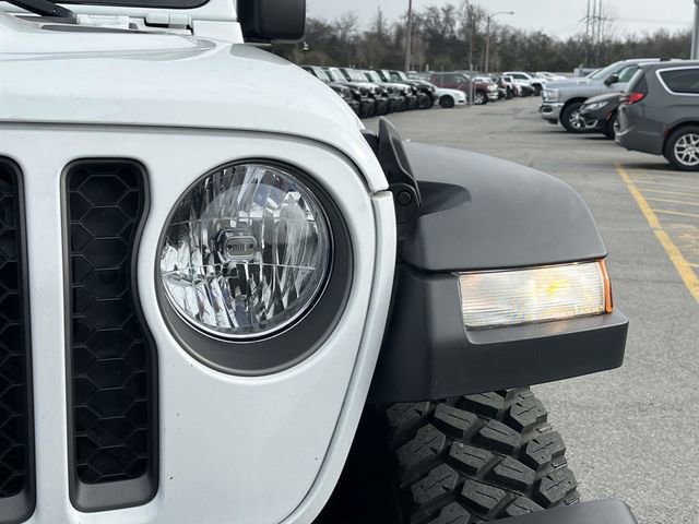 Used 2022 Jeep Gladiator Rubicon w/ Cold Weather Group image 9