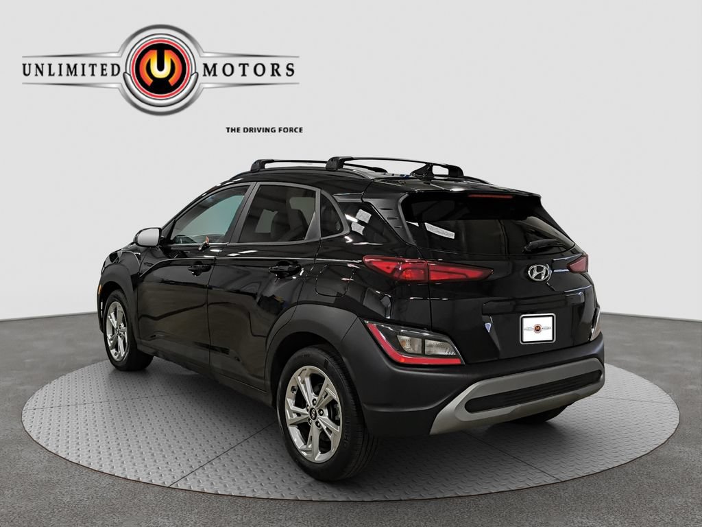 Used 2023 Hyundai Kona SEL AWD/4WD image 3