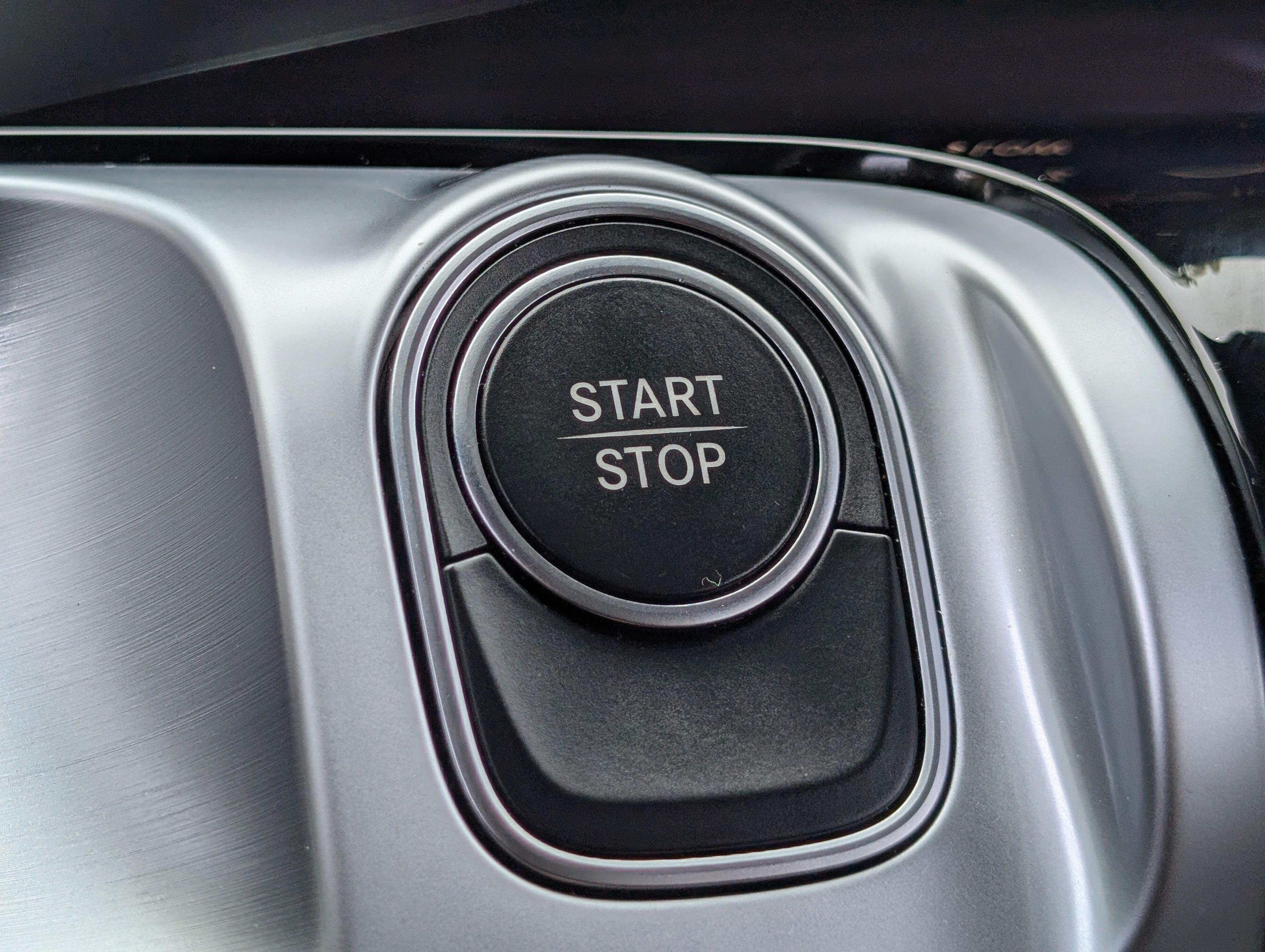 Used 2024 Mercedes-Benz EQB 250+ image 32