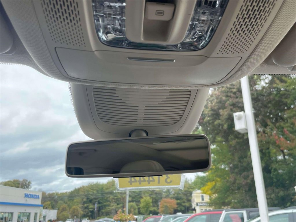 Used 2020 Mercedes-Benz GLS 450 4MATIC image 30