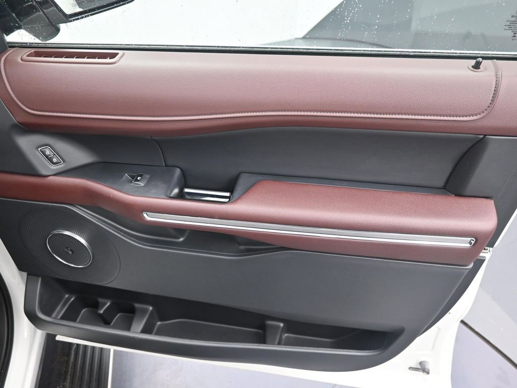 Used 2023 Ford Expedition Max Limited AWD/4WD image 36