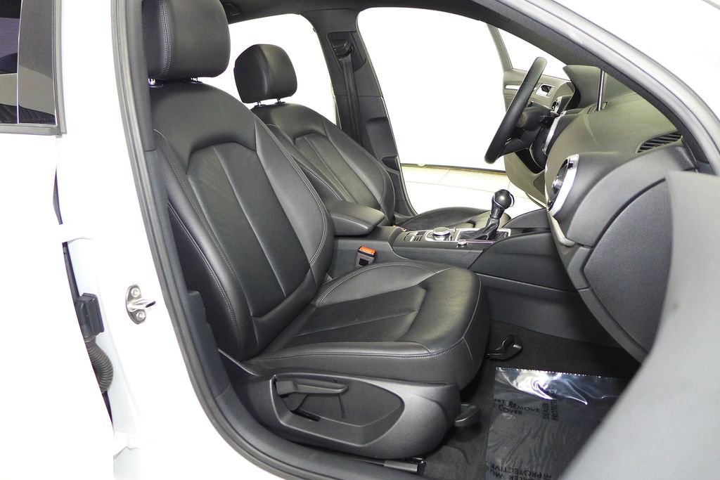 Used 2018 Audi A3 2.0T Premium w/ Convenience Package FWD image 19