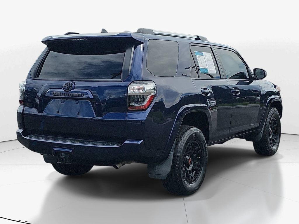 Used 2019 Toyota 4Runner SR5 AWD/4WD image 6