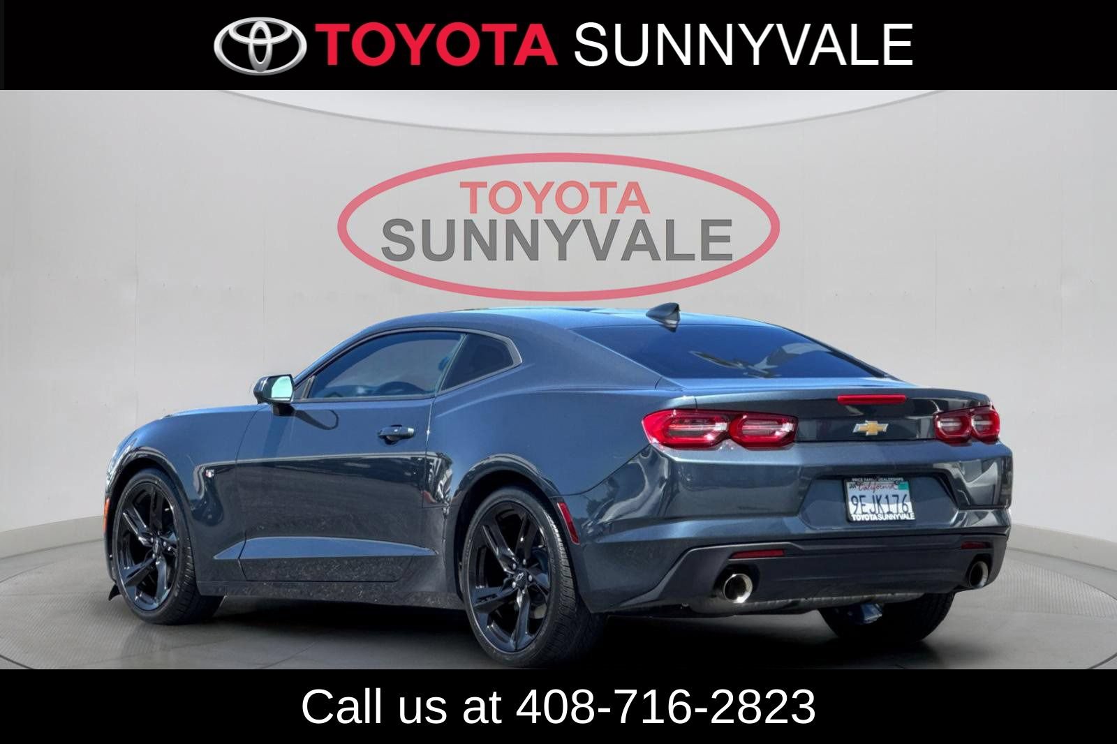 Used 2023 Chevrolet Camaro LT RWD image 7