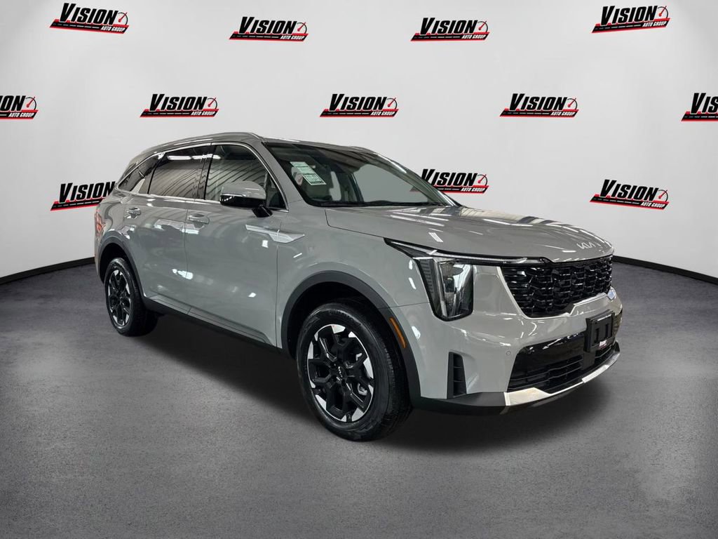 New 2026 Kia Sorento S image 3