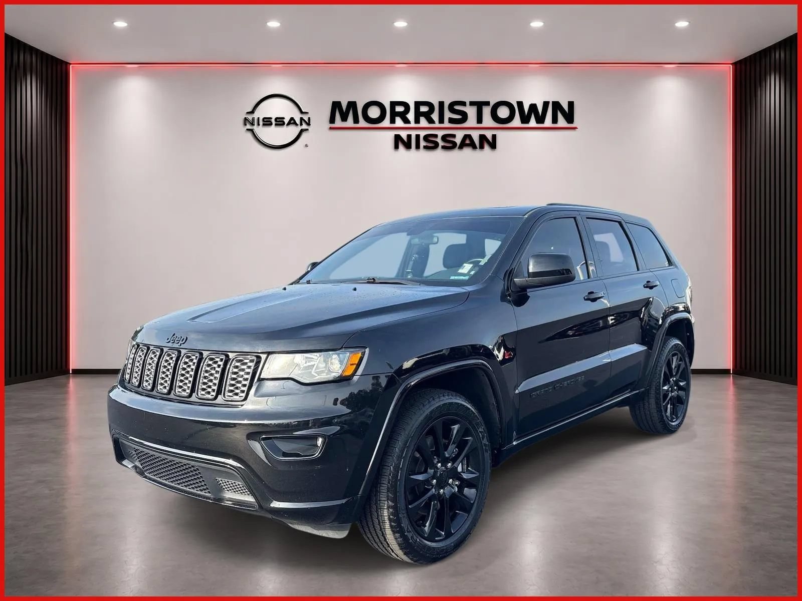 Used 2021 Jeep Grand Cherokee Laredo X AWD/4WD image 7