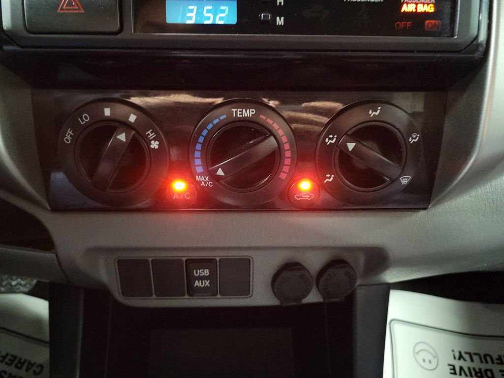 Used 2013 Toyota Tacoma 4x4 Double Cab image 15