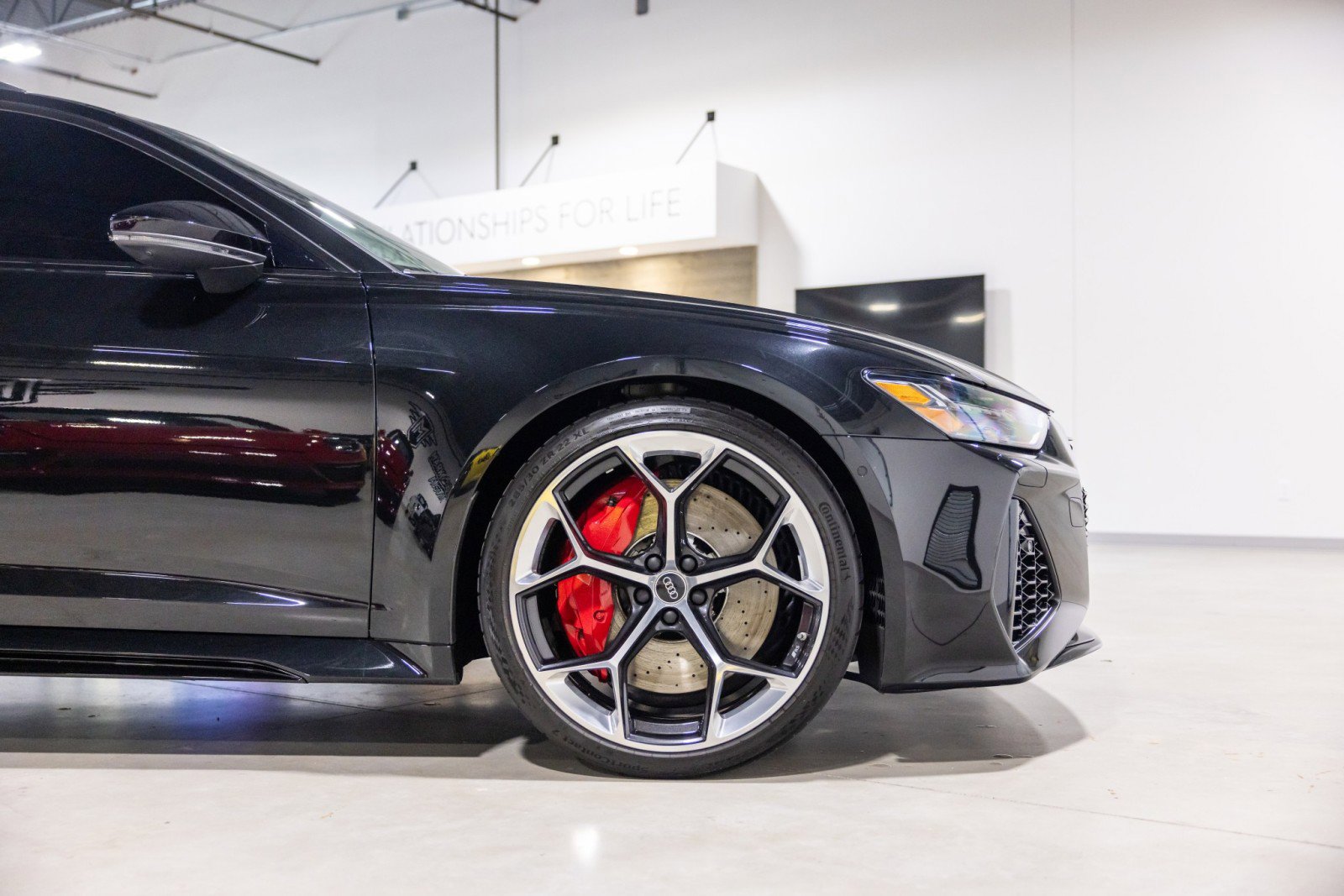 Used 2024 Audi RS 6 performance AWD/4WD image 21