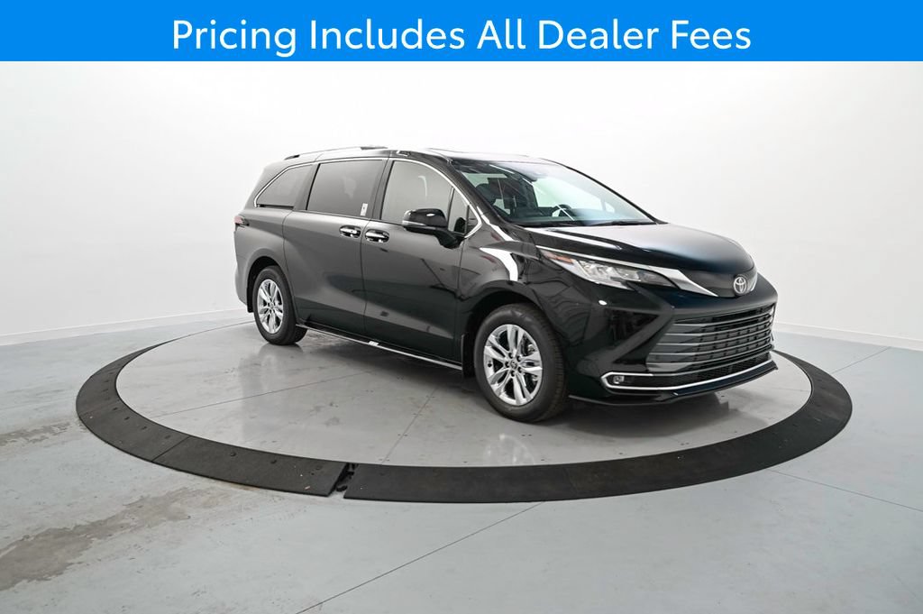 New 2026 Toyota Sienna Limited FWD image 3