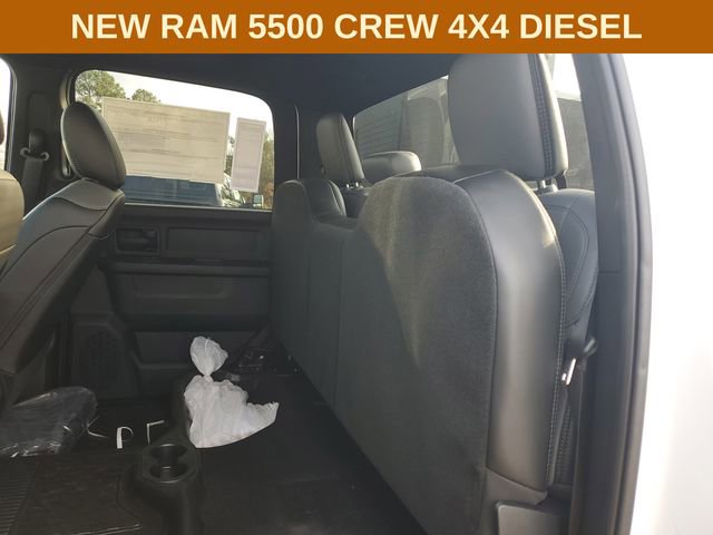 New 2025 RAM 5500 Tradesman AWD/4WD image 39