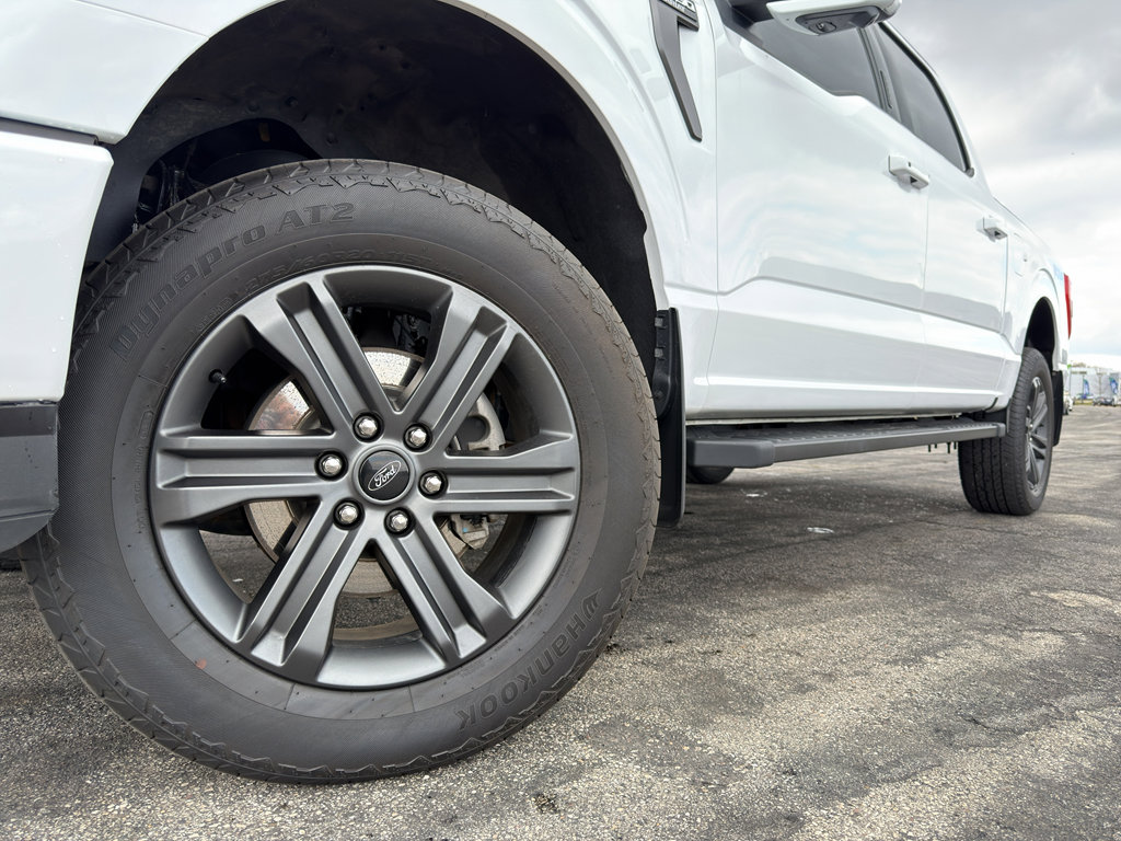 Used 2023 Ford F150 Lariat w/ Equipment Group 502A High image 11