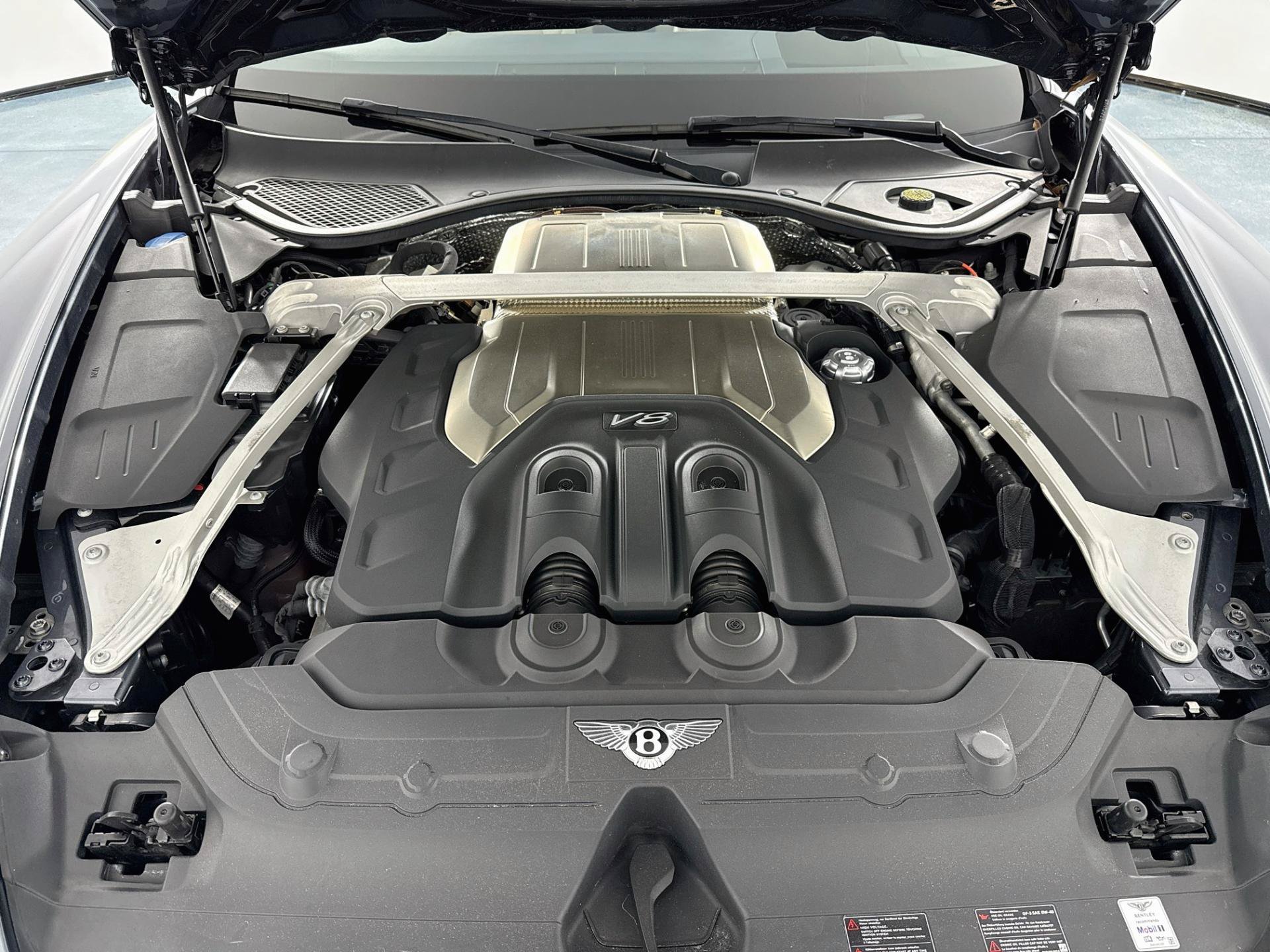 Used 2020 Bentley Continental GT V8 AWD/4WD image 28