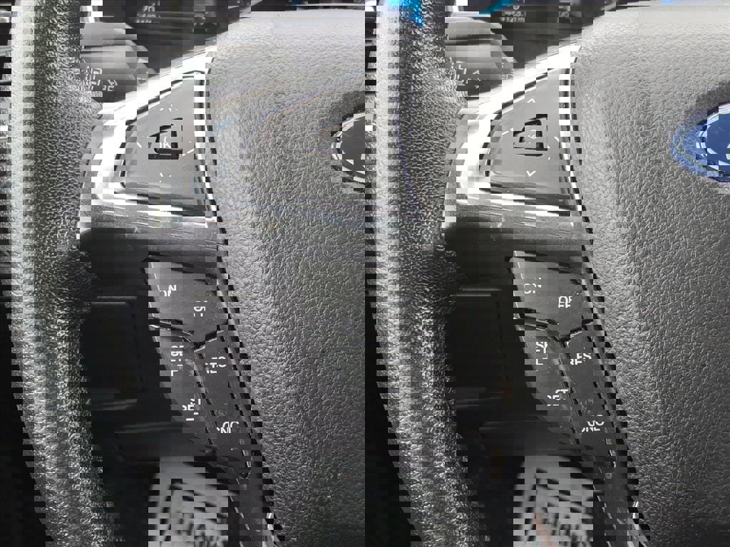 Used 2021 Ford Edge SEL w/ Convenience Package image 16