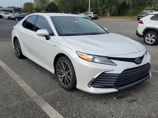 Used 2021 Toyota Camry XLE