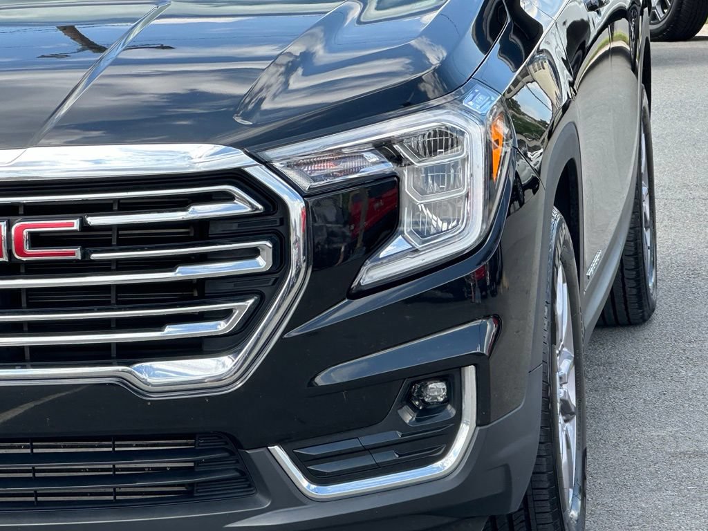Used 2024 GMC Terrain SLT FWD image 45