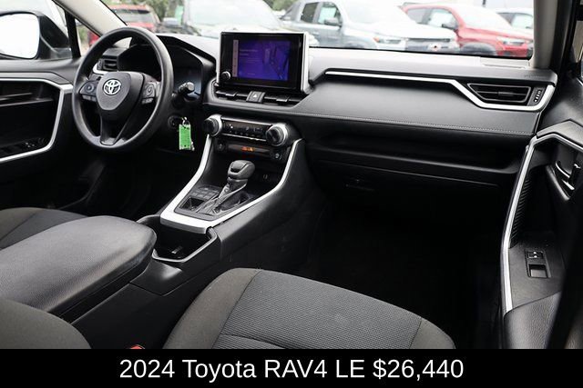 Used 2024 Toyota RAV4 LE image 22