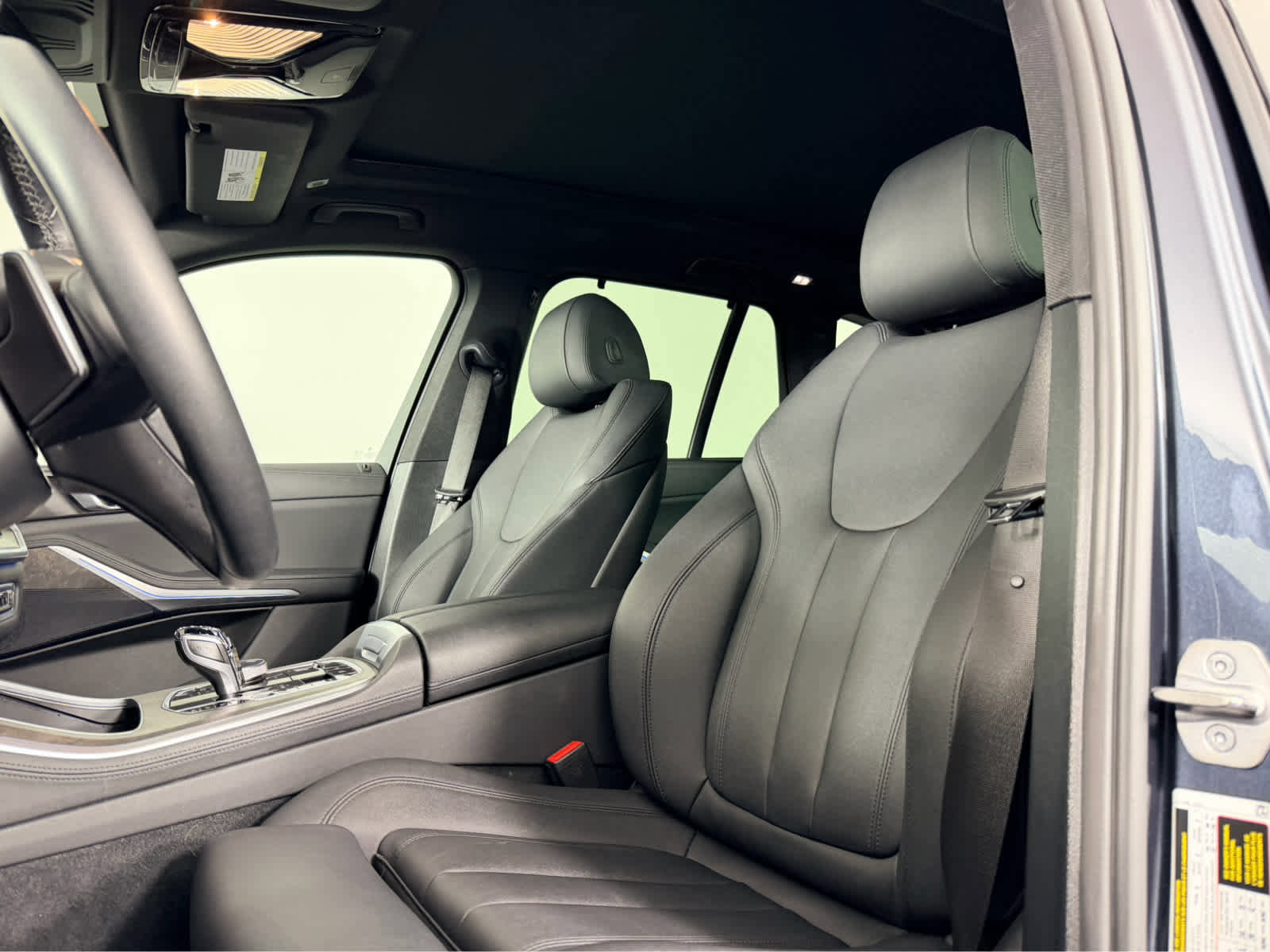 Used 2022 BMW X5 xDrive45e w/ Executive Package image 11