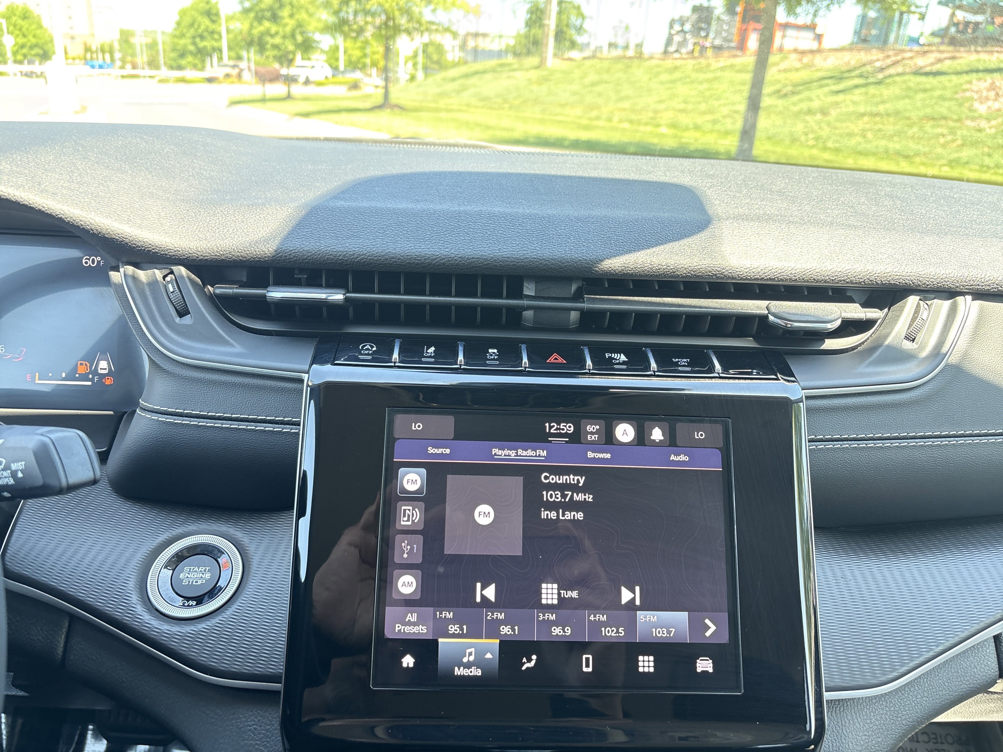 Certified 2023 Jeep Grand Cherokee Laredo RWD image 27