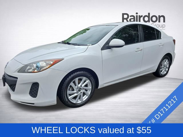 Used 2013 MAZDA MAZDA3 i Touring w/ Preferred Equipment Pkg FWD image 3