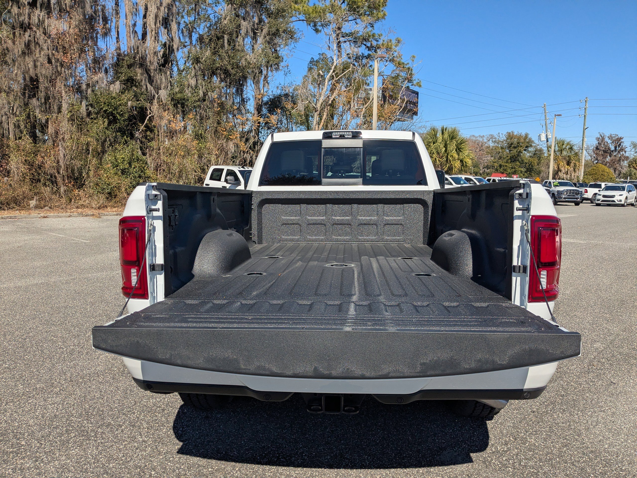 New 2026 RAM 3500 Limited image 12