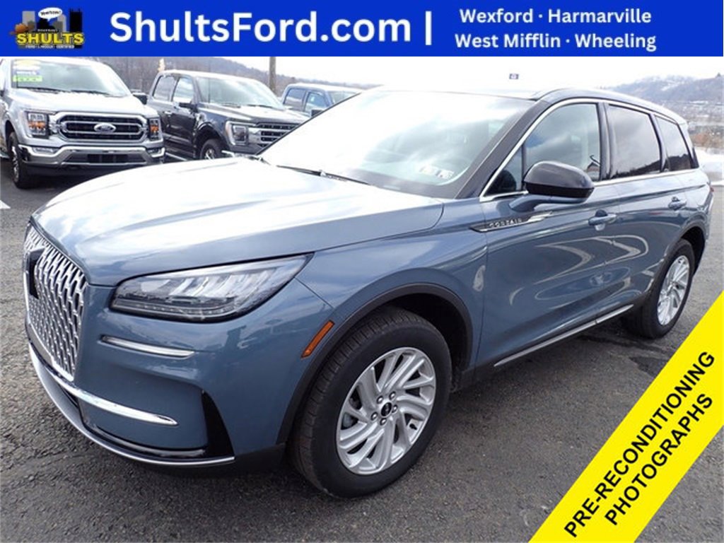 Used 2023 Lincoln Corsair AWD image 1