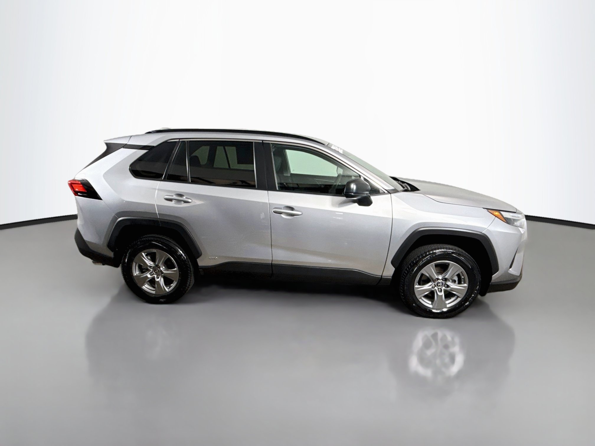 Certified 2024 Toyota RAV4 LE AWD/4WD image 8