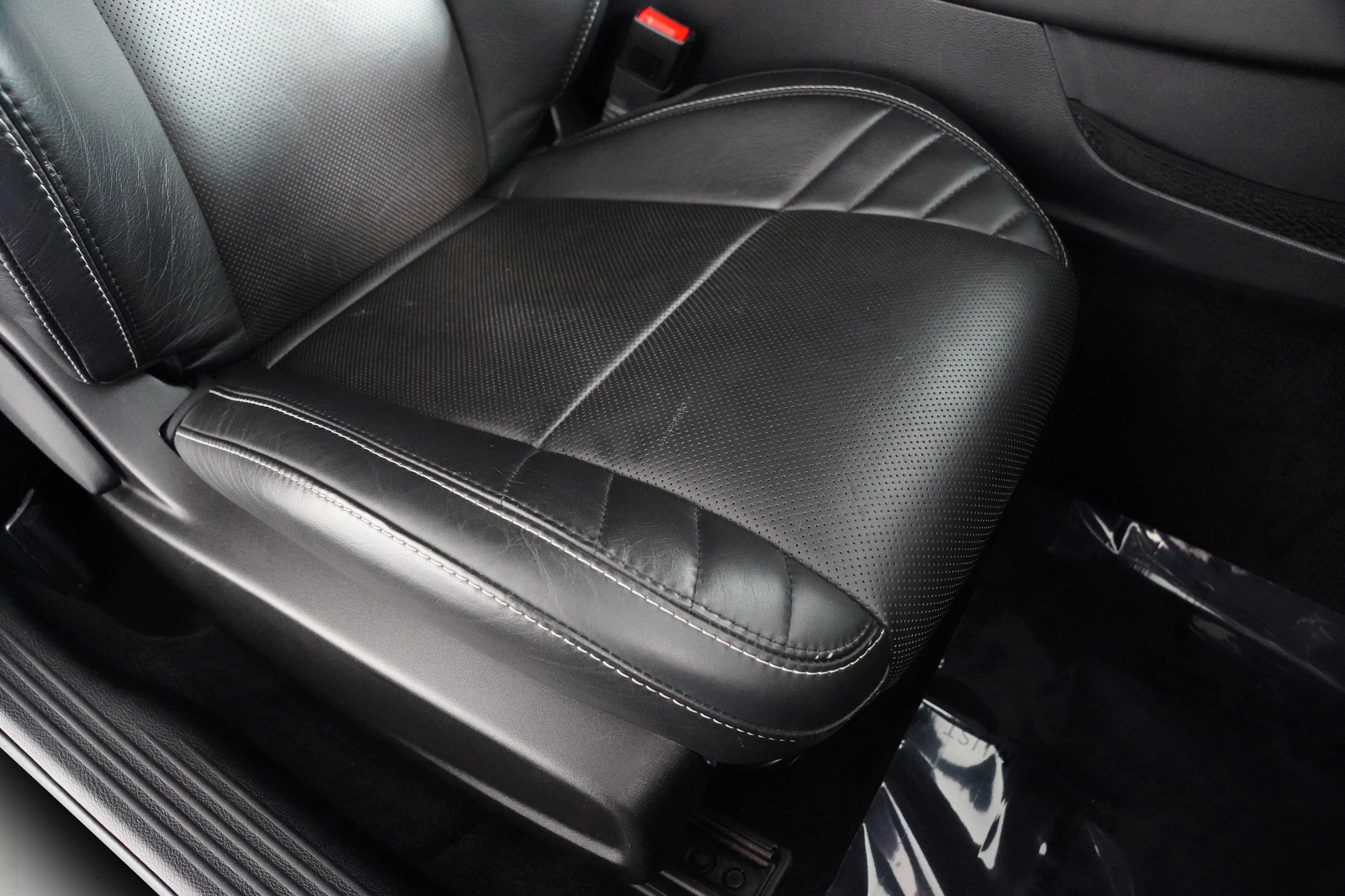 Used 2016 Dodge Challenger SRT Hellcat image 33
