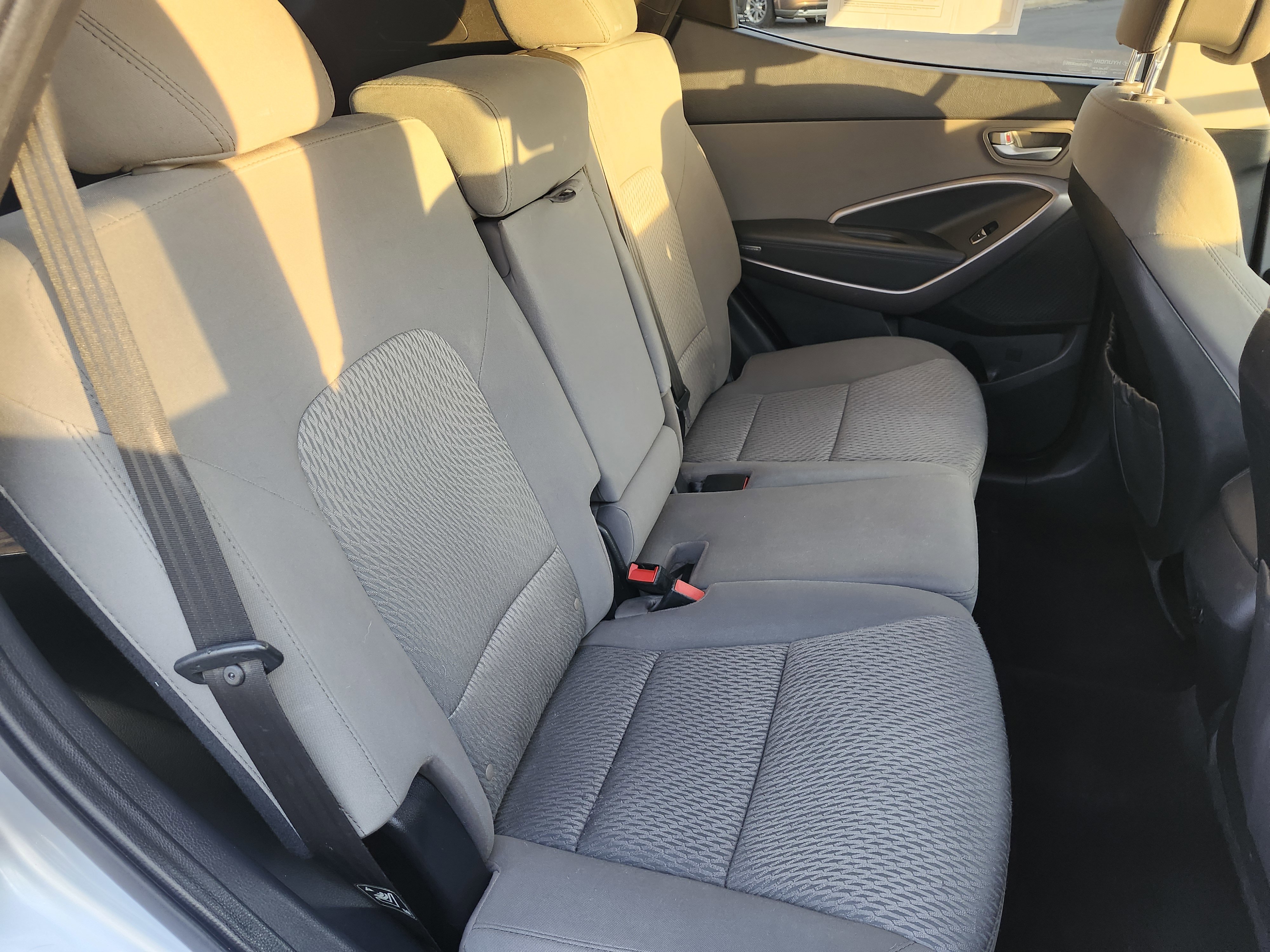 Used 2015 Hyundai Santa Fe Sport FWD image 17