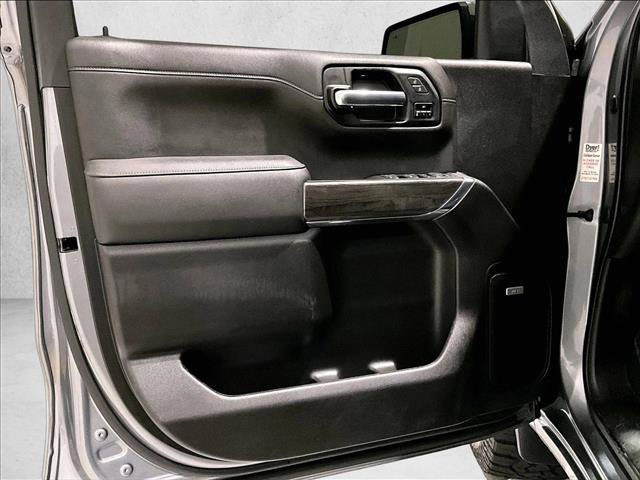 Used 2022 Chevrolet Silverado 1500 LTZ w/ LTZ Premium Package AWD/4WD image 18