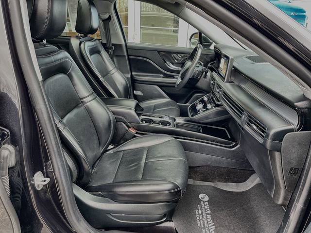 Used 2021 Lincoln Corsair FWD w/ Premium Package image 28