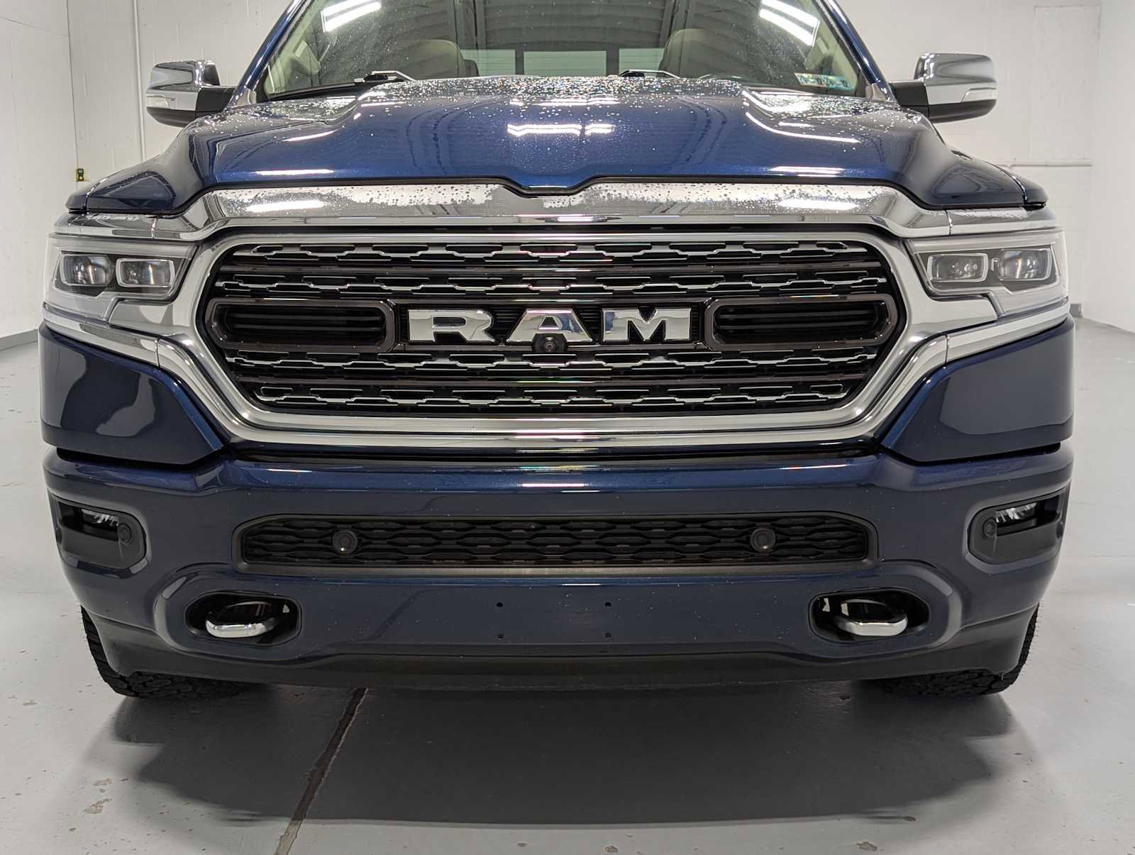 Used 2021 RAM 1500 Limited AWD/4WD image 2