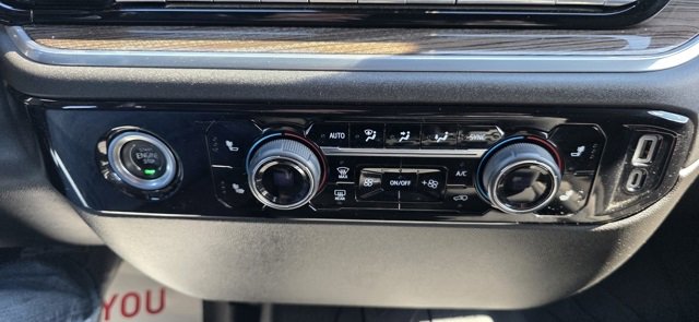 Used 2022 Chevrolet Silverado 1500 LT image 22