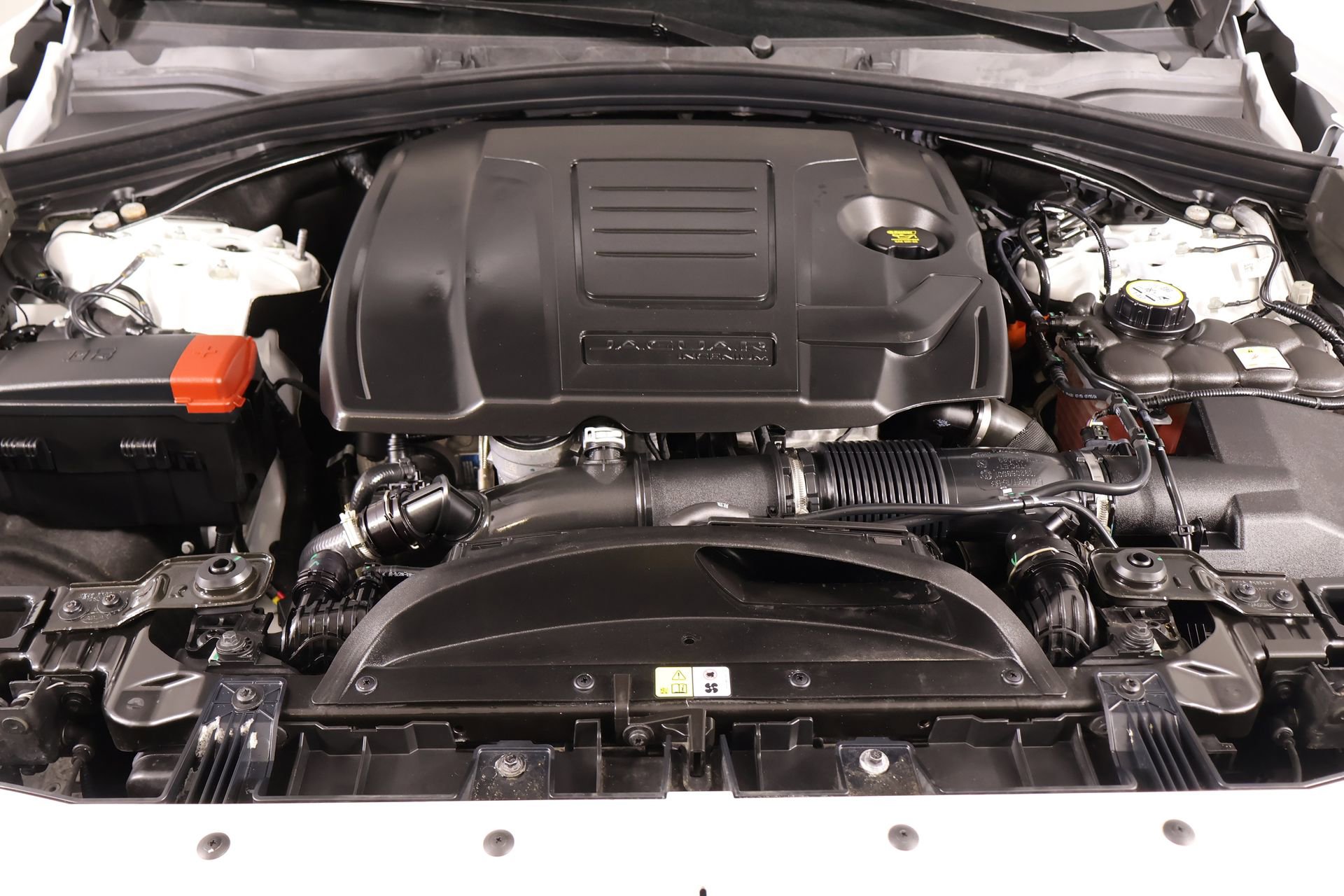 Used 2025 Jaguar F-PACE R-Dynamic S image 22