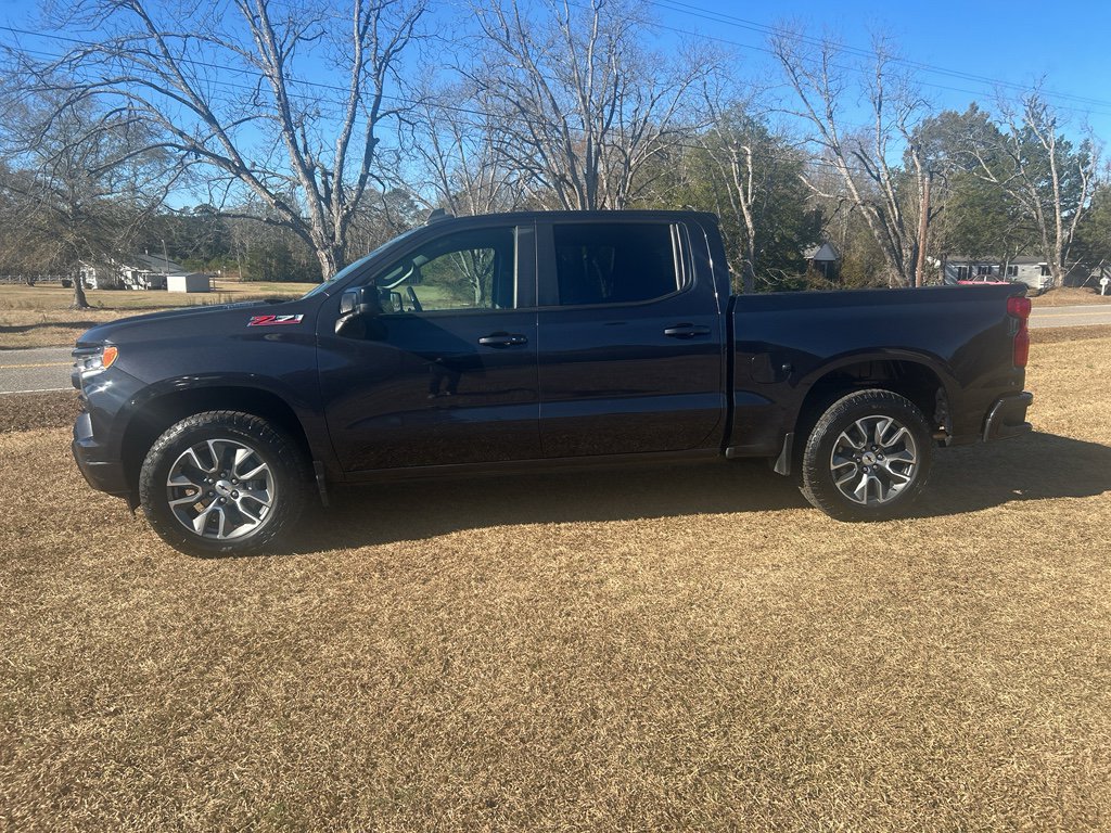 Used 2023 Chevrolet Silverado 1500 RST w/ Z71 Off-Road Package image 7