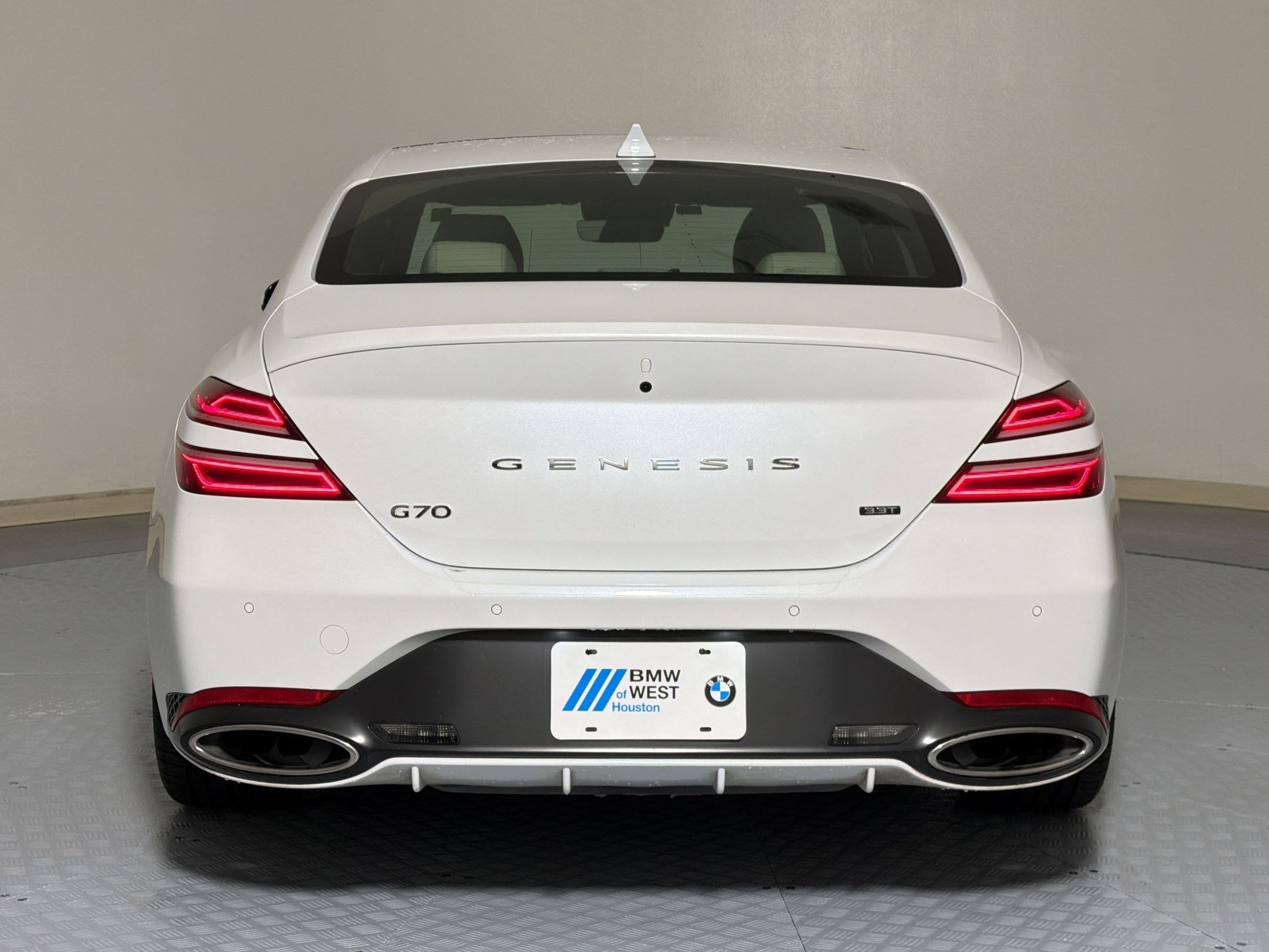 Used 2024 Genesis G70 3.3T Advanced w/ Sport Prestige Package RWD image 10