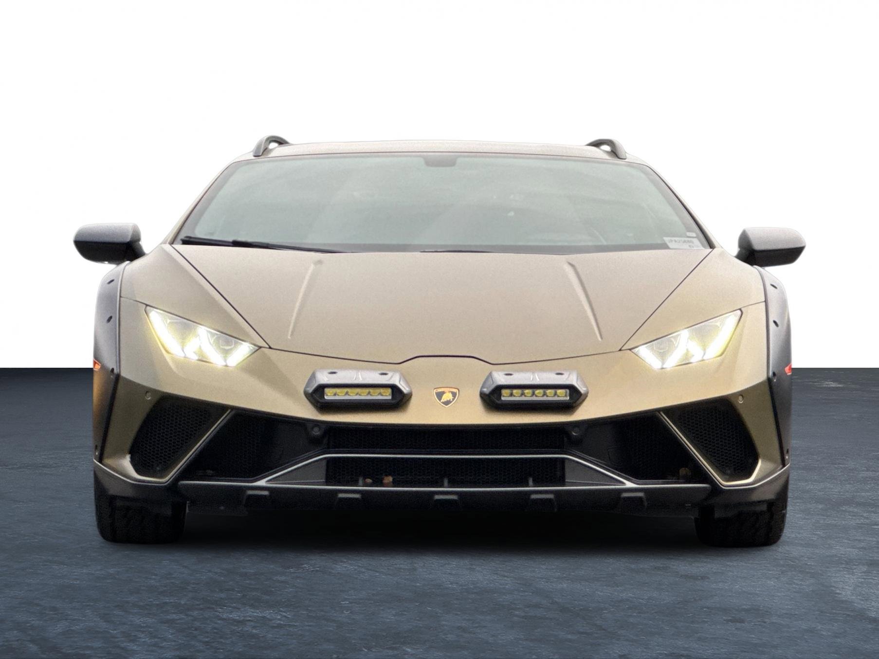 Used 2024 Lamborghini Huracan Sterrato image 5