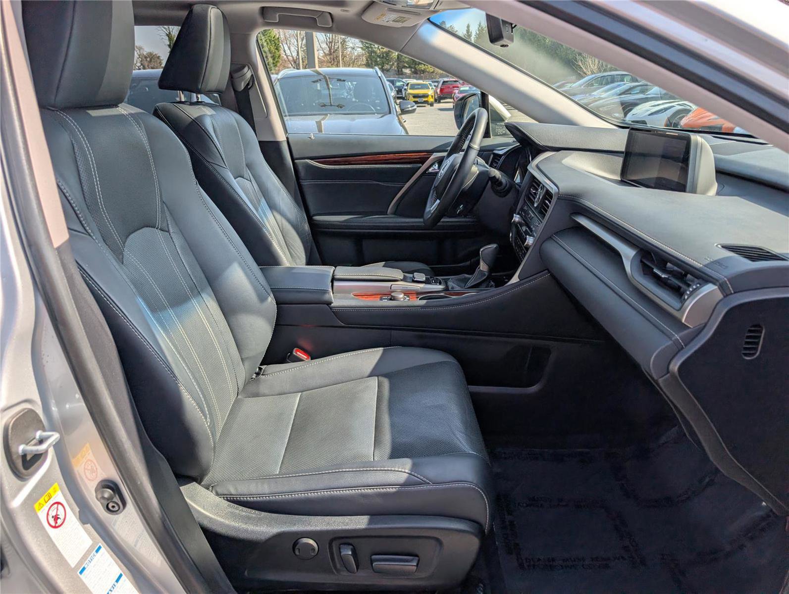 Used 2018 Lexus RX 350L image 11