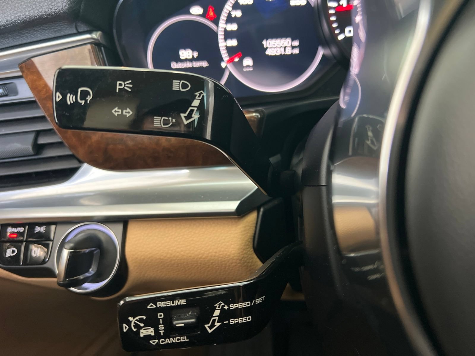 Used 2018 Porsche Panamera 4S AWD/4WD image 24