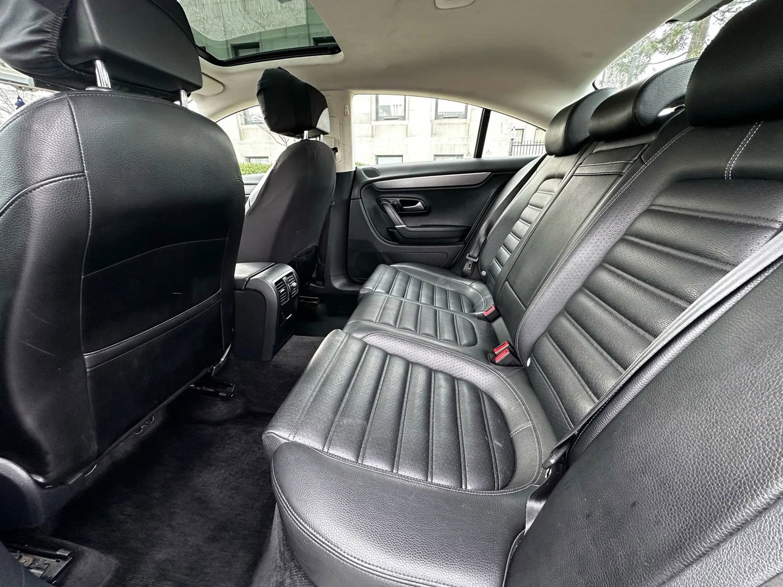 Used 2013 Volkswagen CC Lux FWD image 7