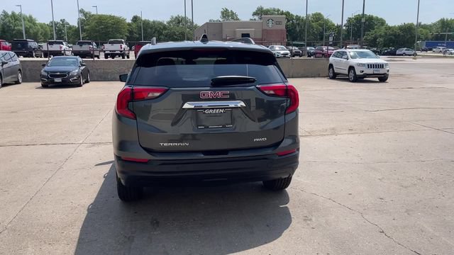 Used 2020 GMC Terrain SLE w/ Driver Convenience Package AWD/4WD image 7