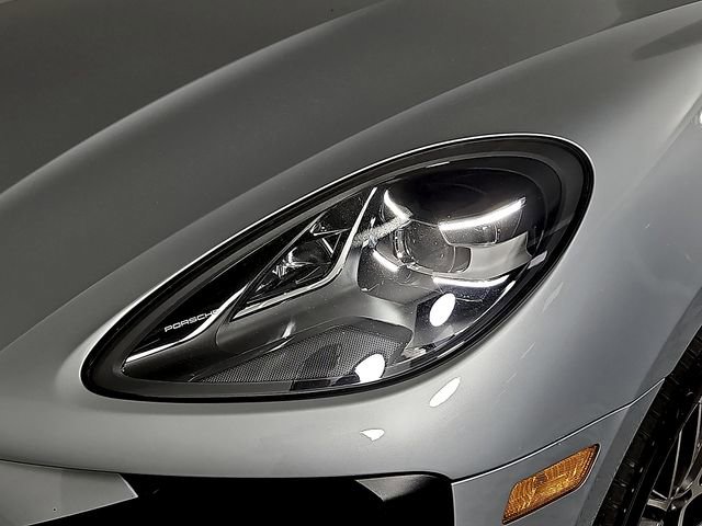 Used 2020 Porsche Macan S image 9